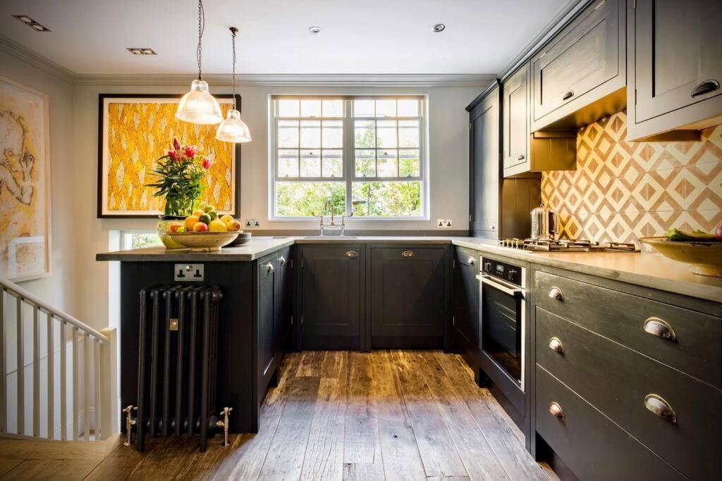 Kings Cross, Self-Contained House & Private Garden Villa Londen Buitenkant foto